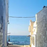 Casetta Front *