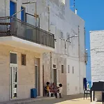 Casetta Front * Villanova di Ostuni